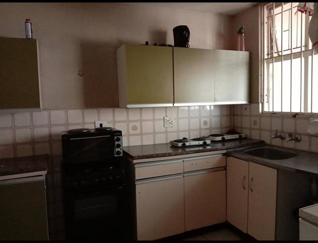 3 BEDROOM APARTMENT FOR SALE IN SUNNYSIDE